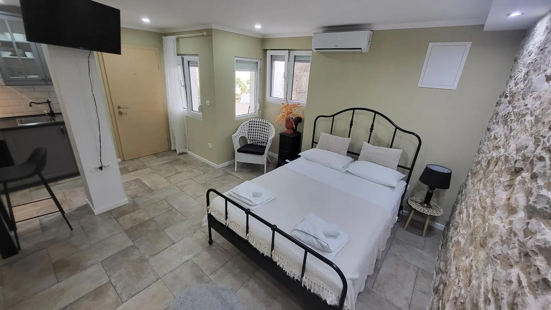 Apartament Rustic House Diklo 20M From The Sea Zadar